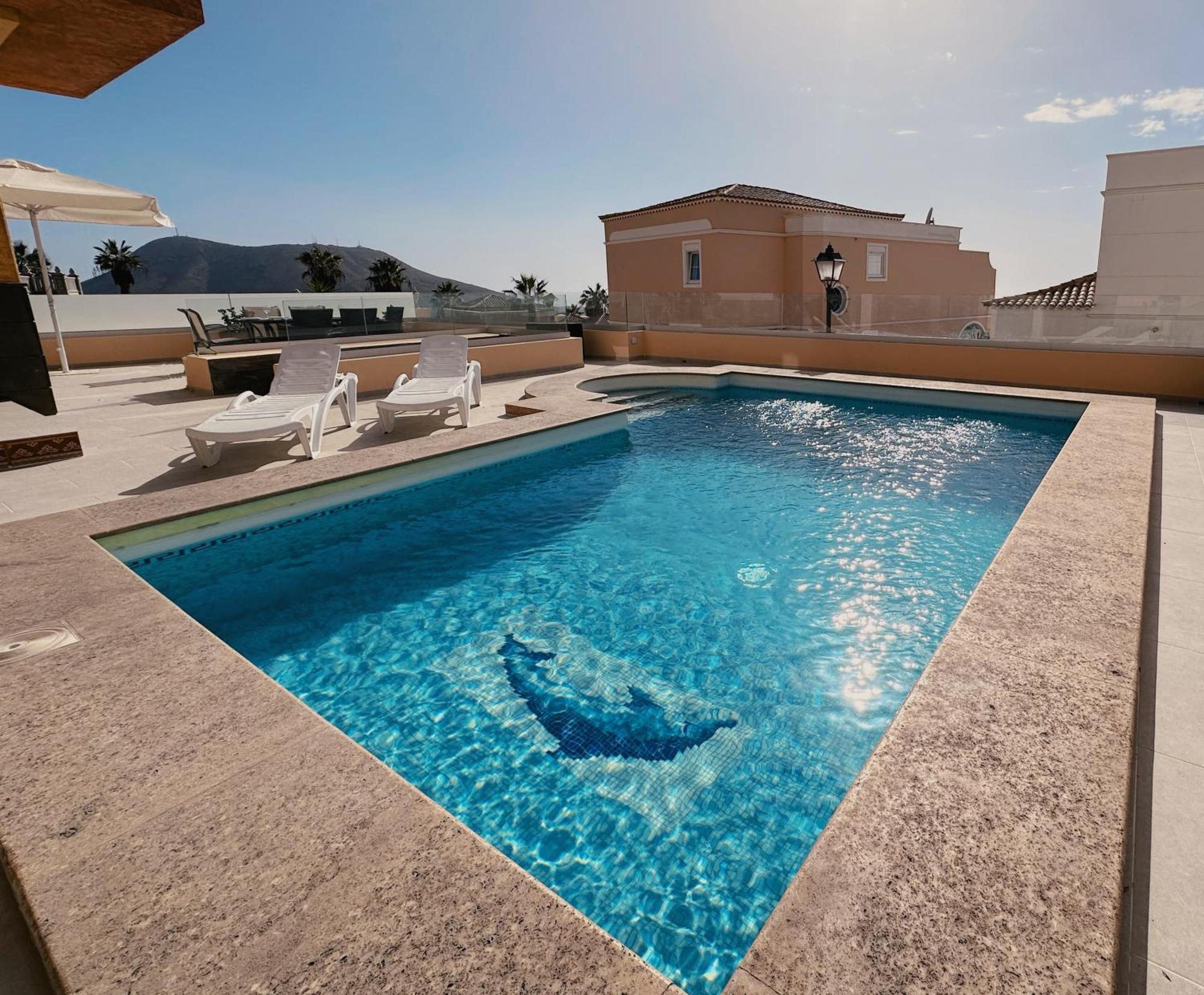 - 3 Bedroom House With Pool Holiday home