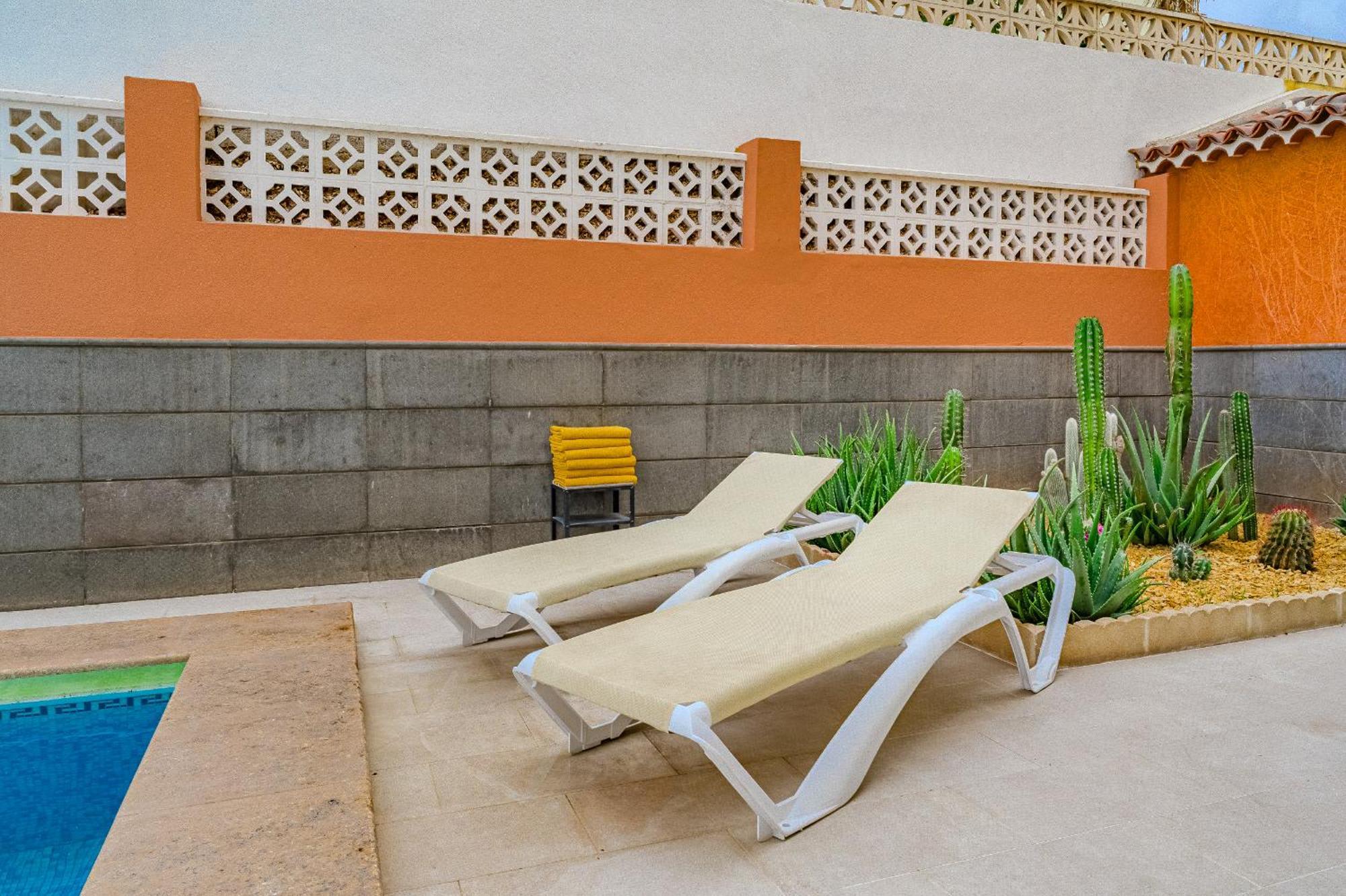Ferienhaus - 3 Bedroom House With Pool Chayofa