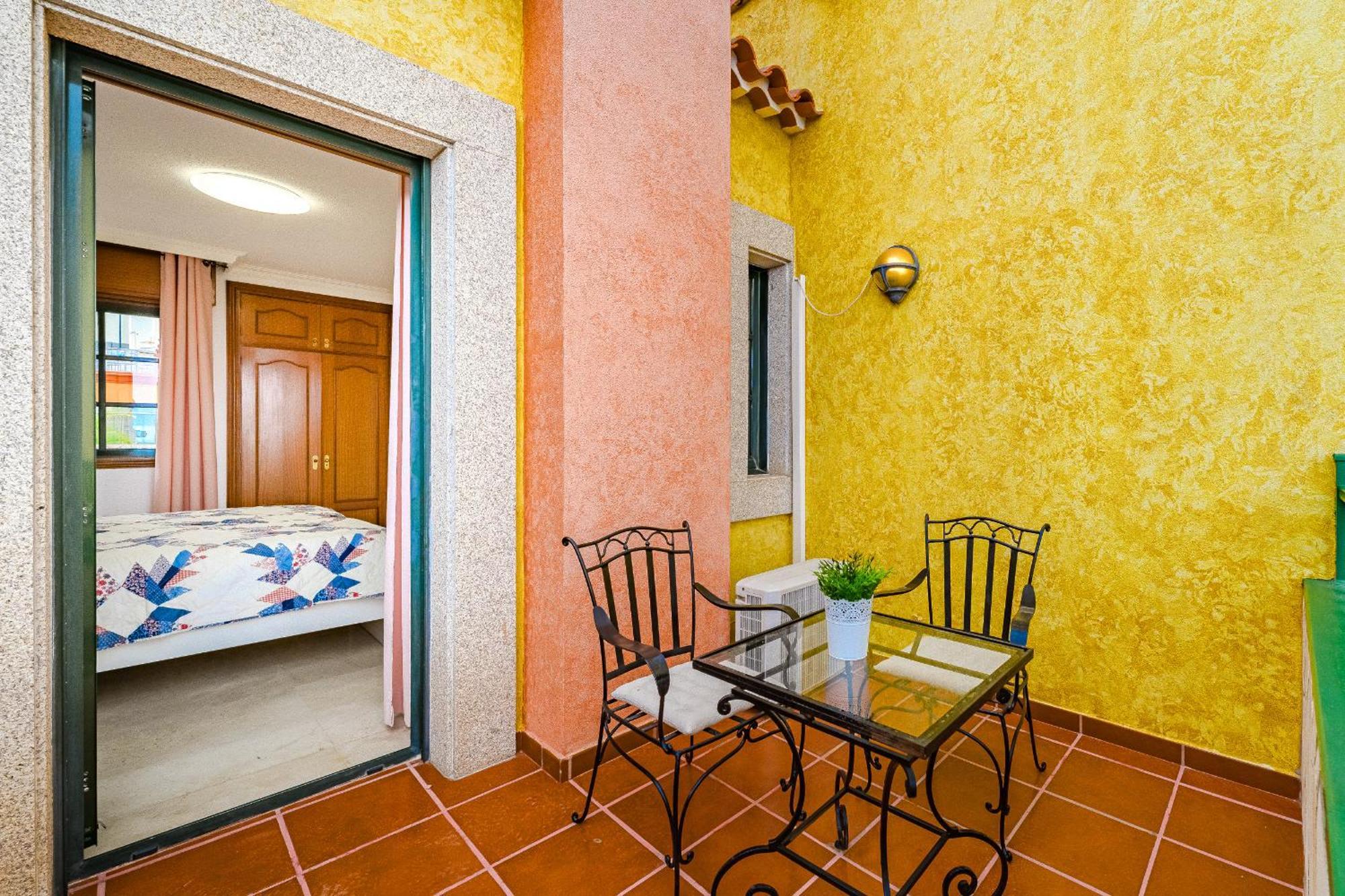 Ferienhaus - 3 Bedroom House With Pool