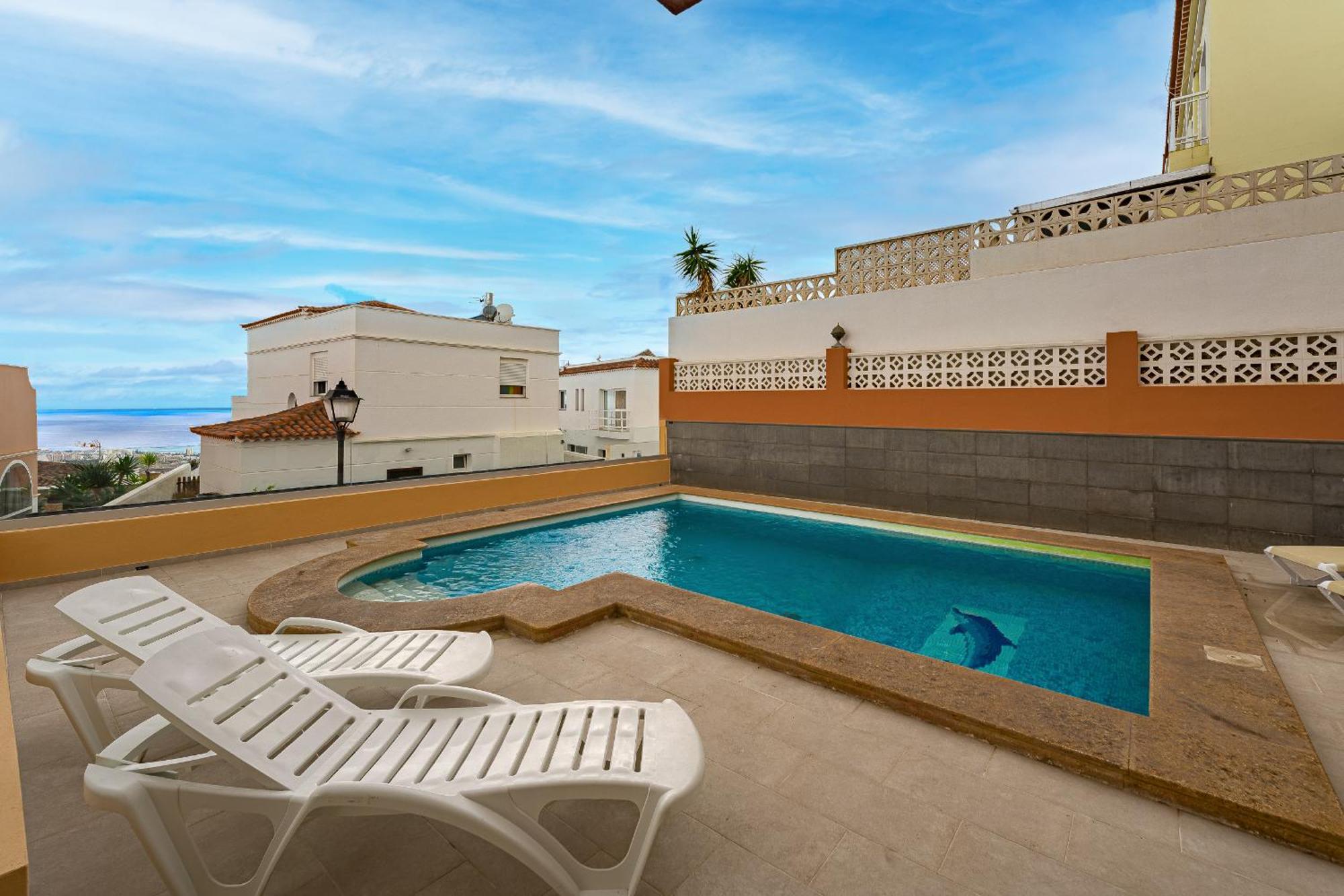 - 3 Bedroom House With Pool Ferienhaus